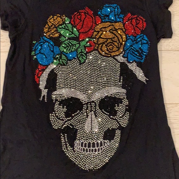 📌NWT i AY GÜEY embellished Skull with Roses Shirt - Picture 2 of 5